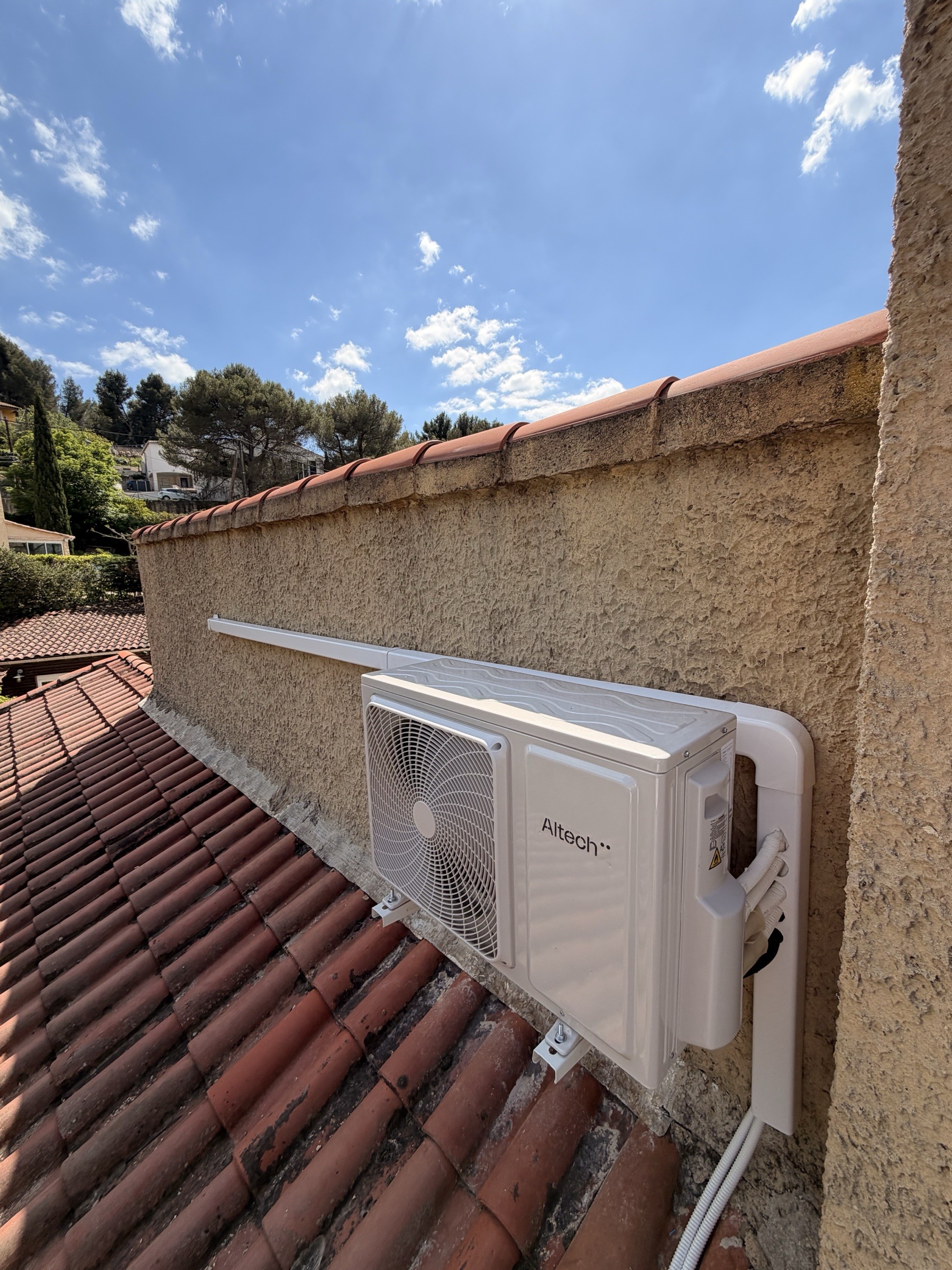 Climatisation bi-split Altech — Roquevaire