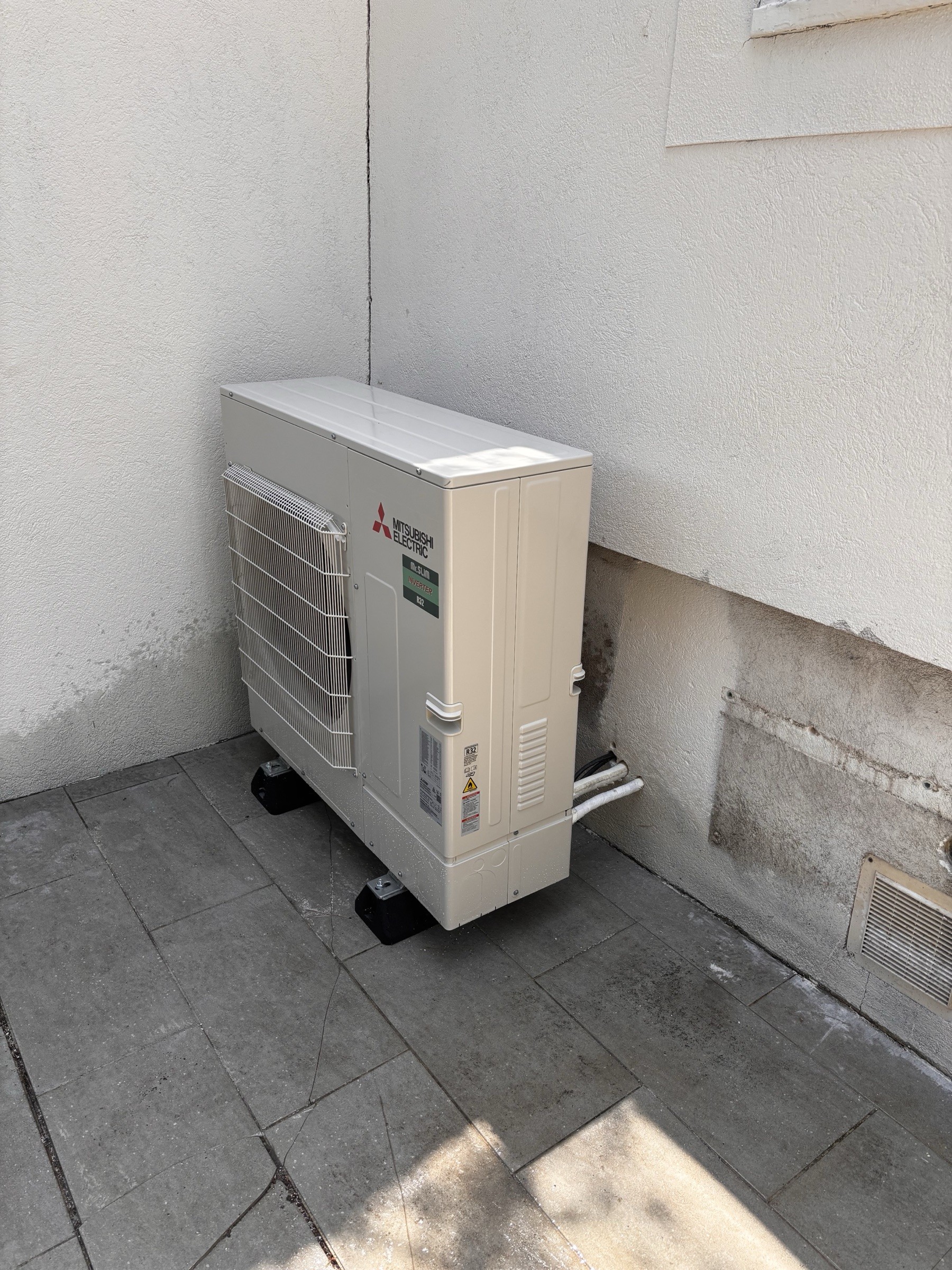 Pompe à chaleur gainable Mitsubishi Electric — Trets